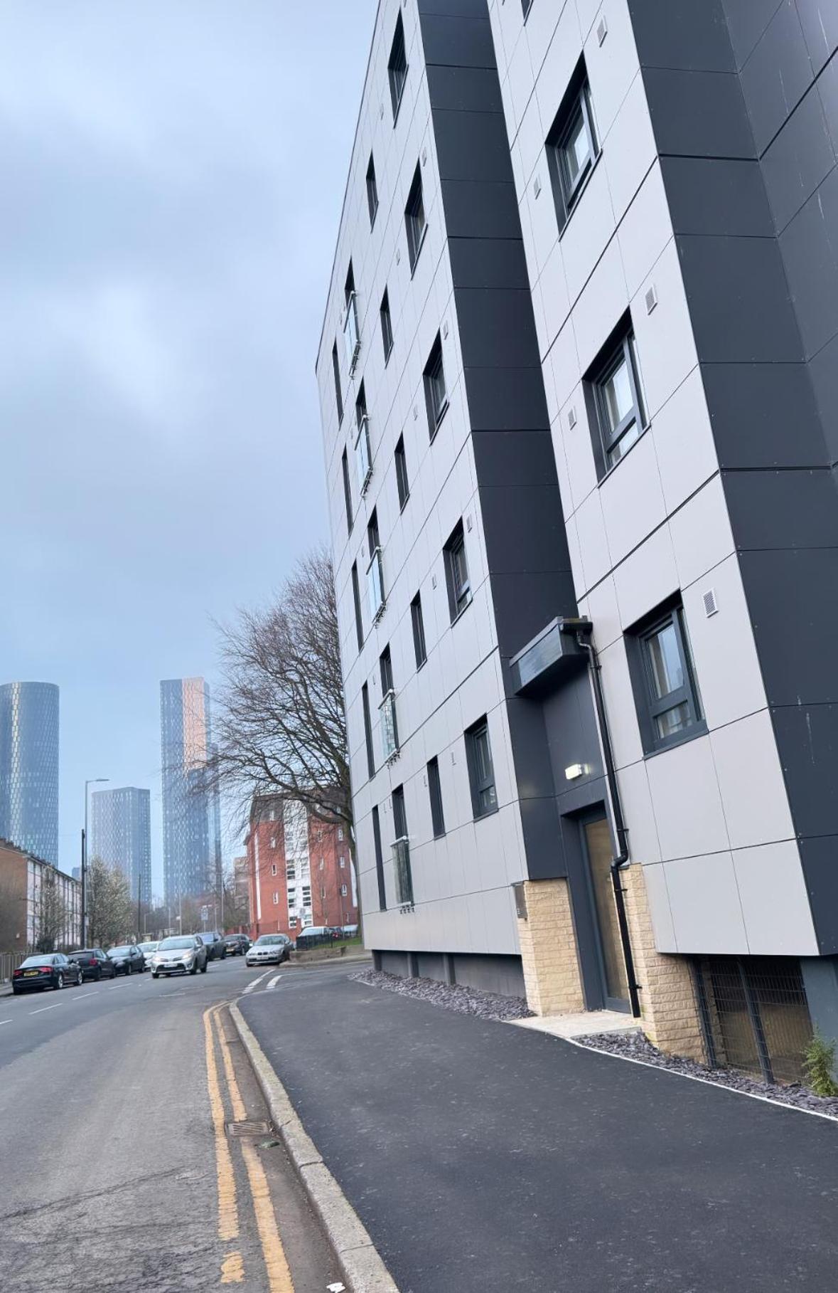 Luxury 2 Bedroom Apartment In Manchester City Centre - Free Parking Exterior foto